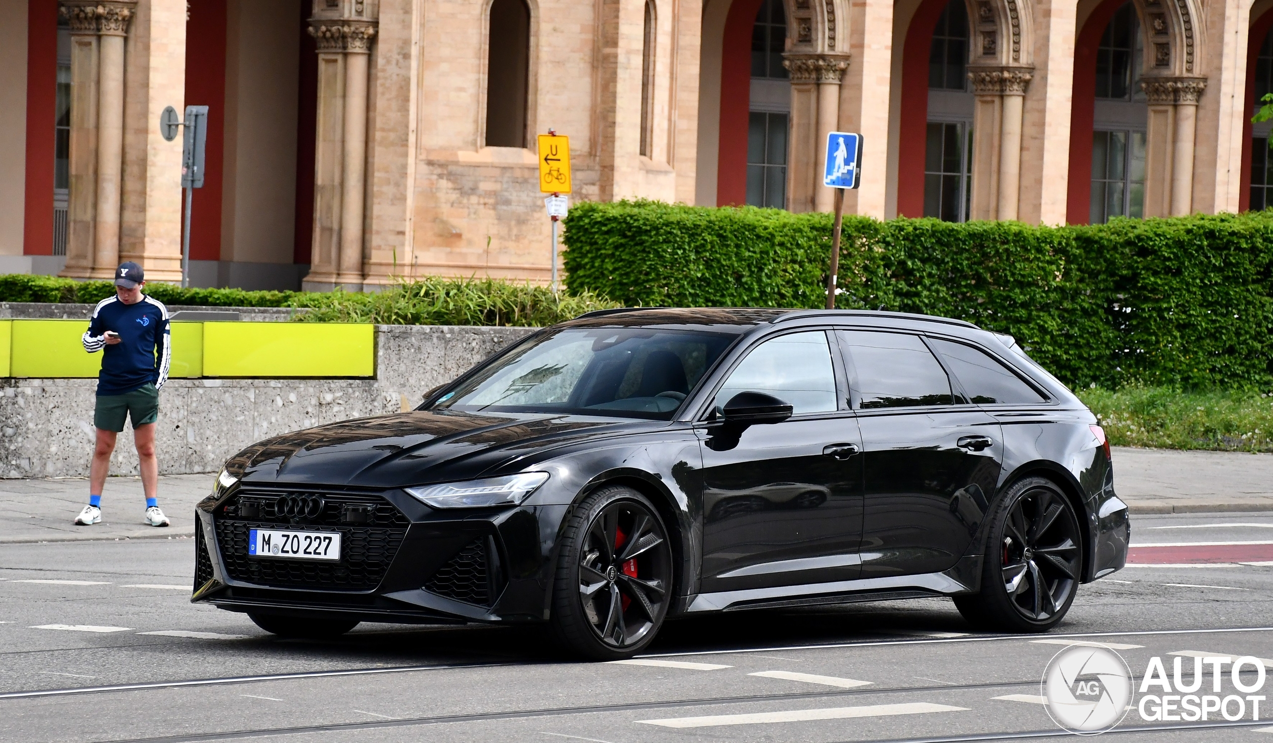 Audi RS6 Avant C8
