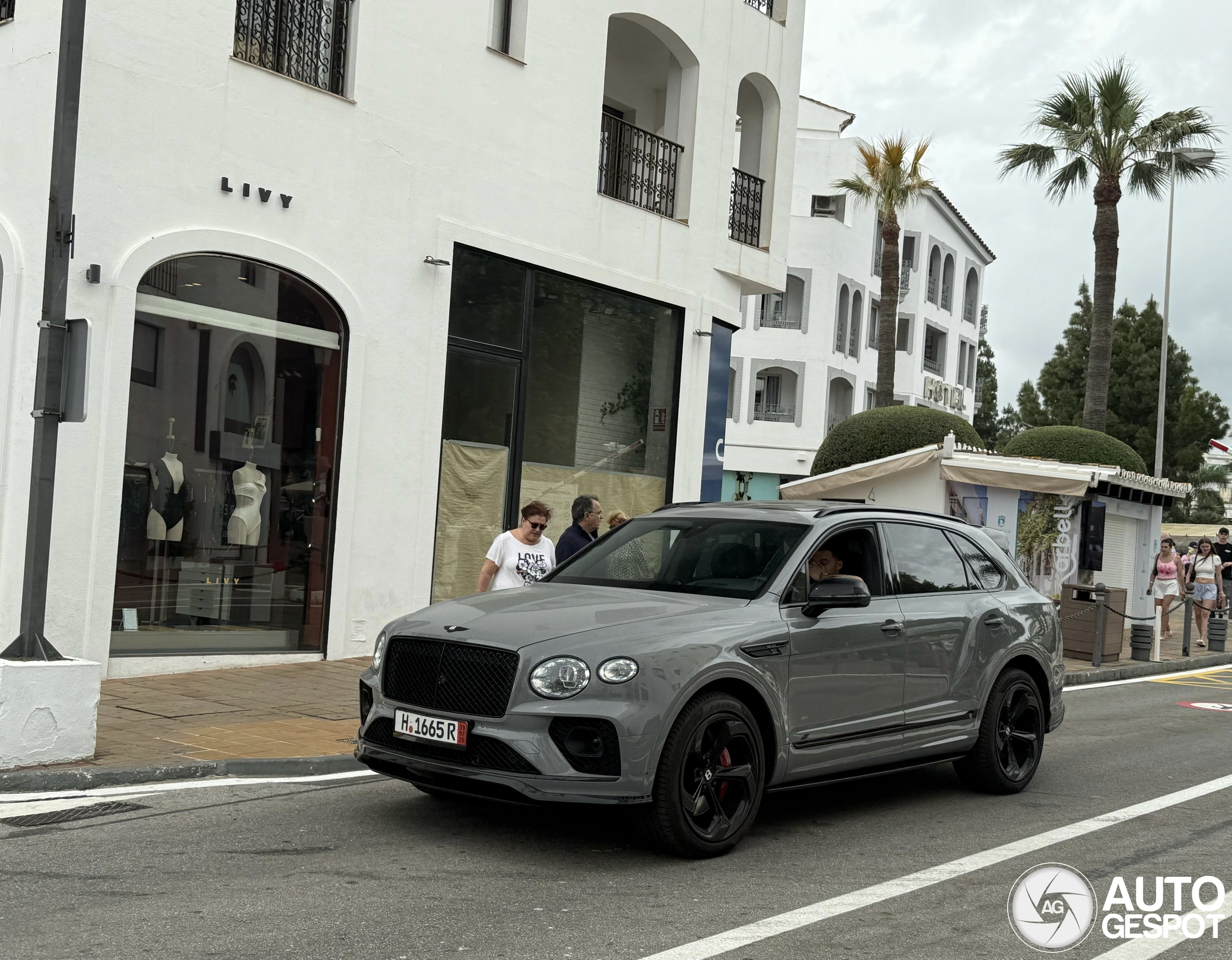 Bentley Bentayga V8 S 2022