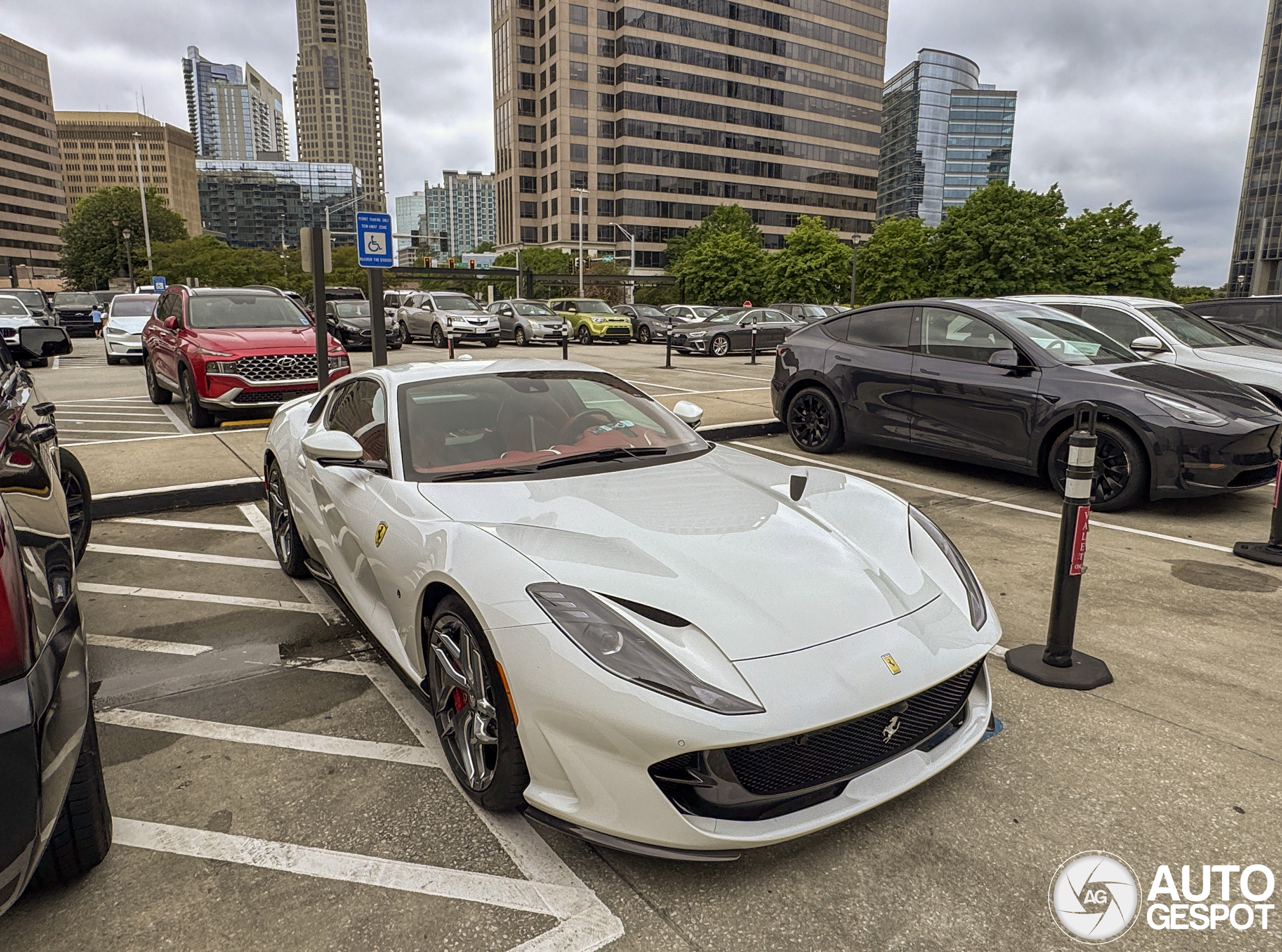 Ferrari 812 Superfast