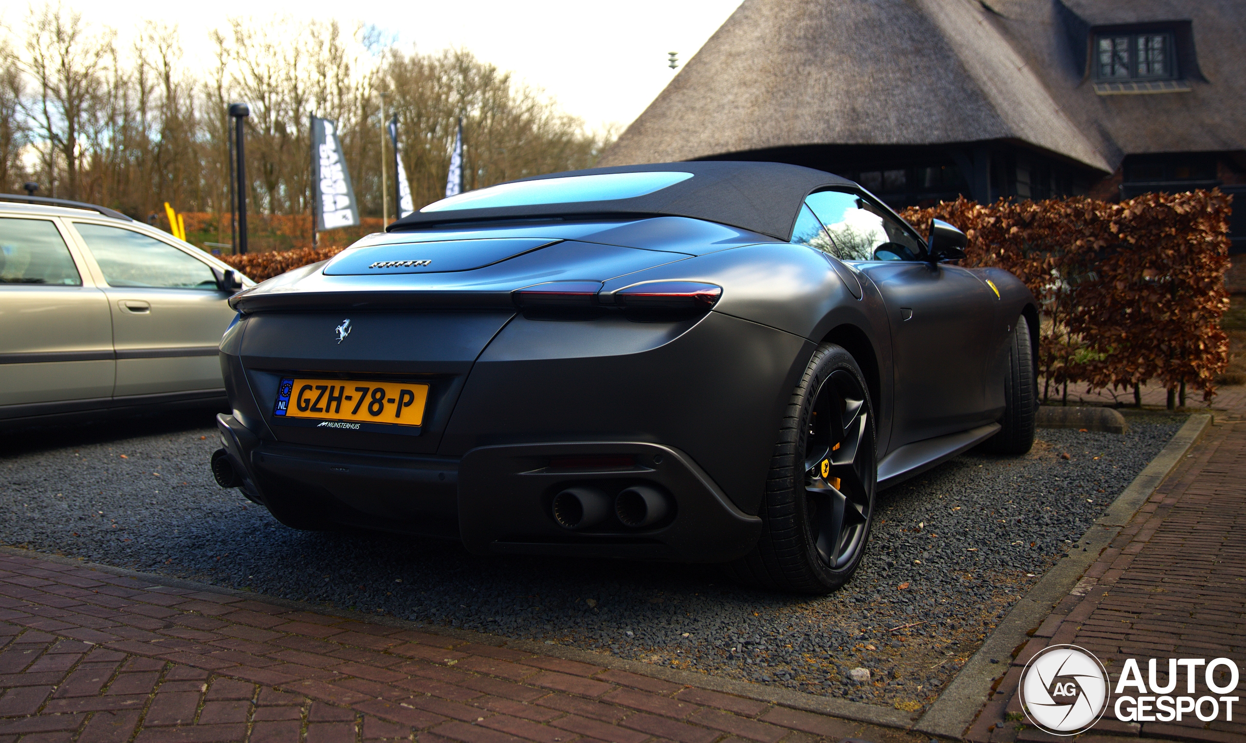 Ferrari Roma Spider