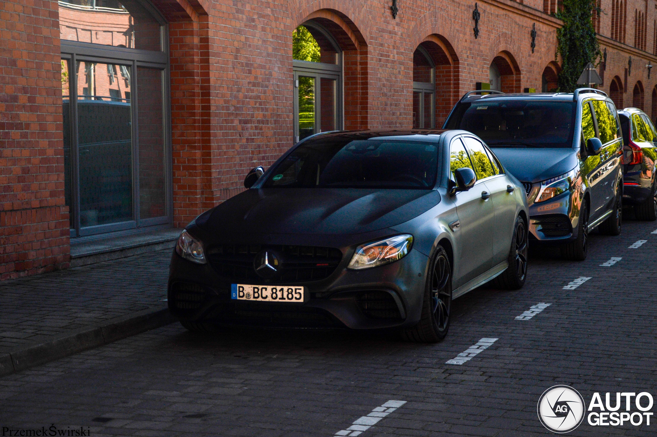 Mercedes-AMG E 63 S W213
