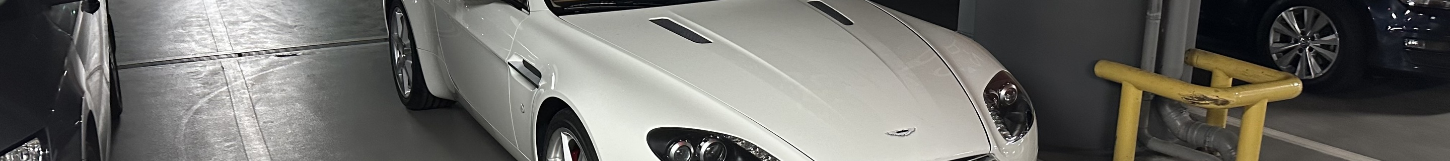 Aston Martin V8 Vantage