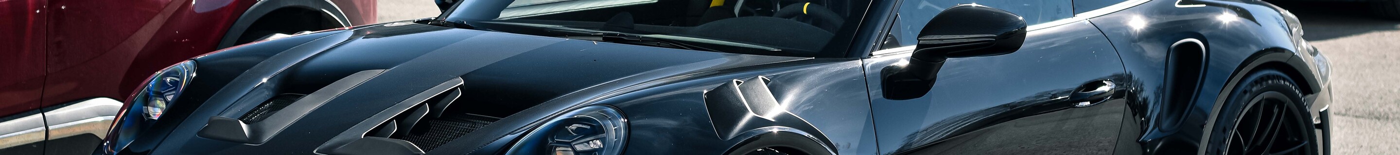 Porsche 992 GT3 RS Weissach Package