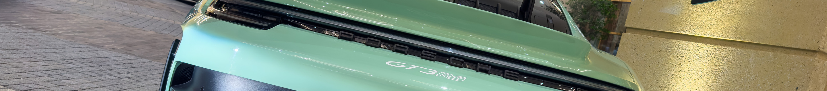 Porsche 992 GT3 RS Weissach Package