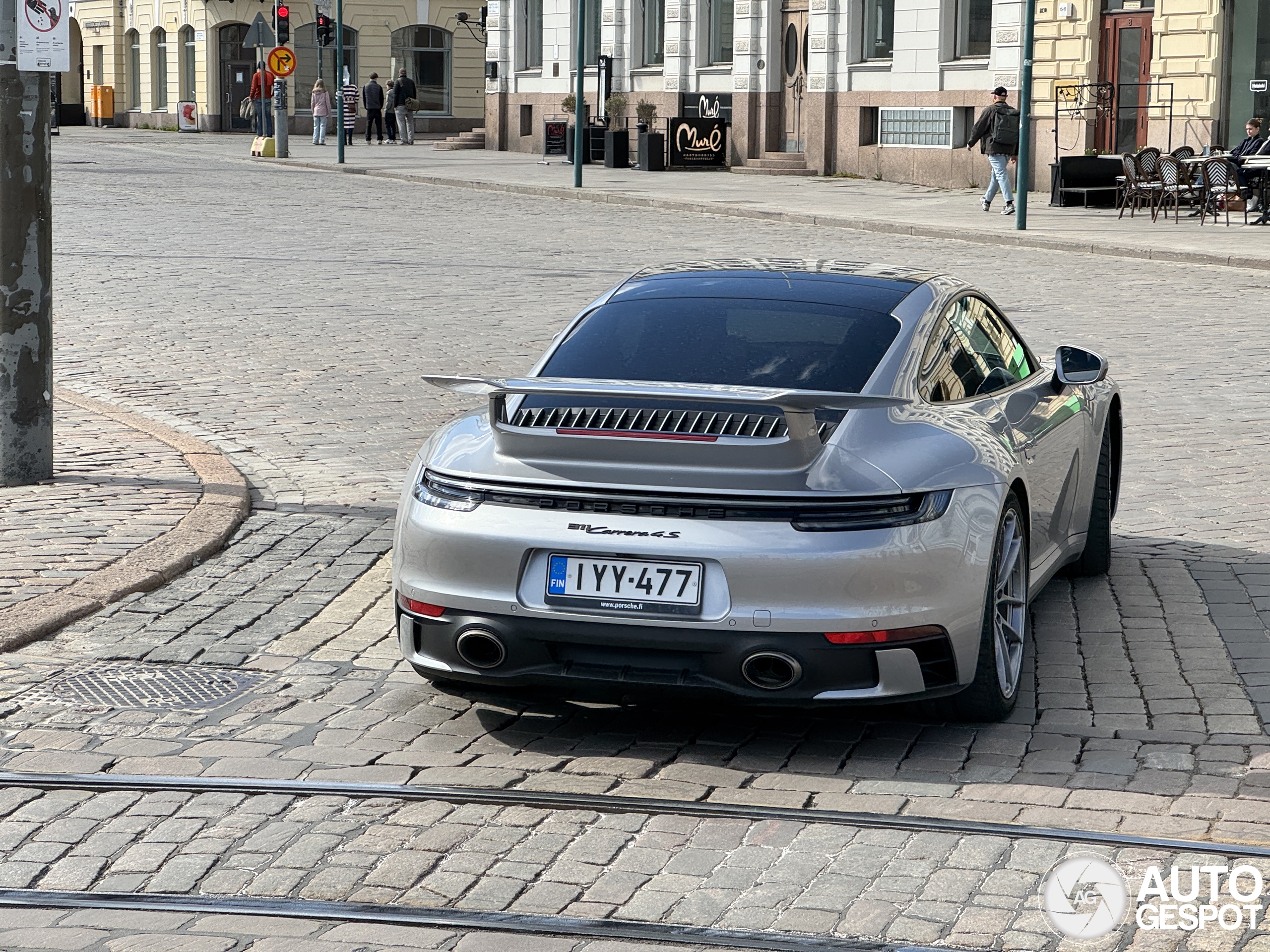 Porsche 992 Carrera 4S
