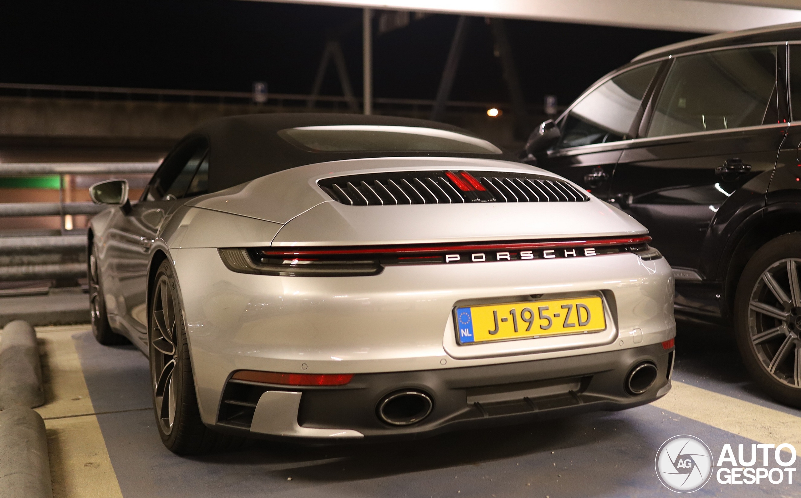 Porsche 992 Carrera 4S Cabriolet