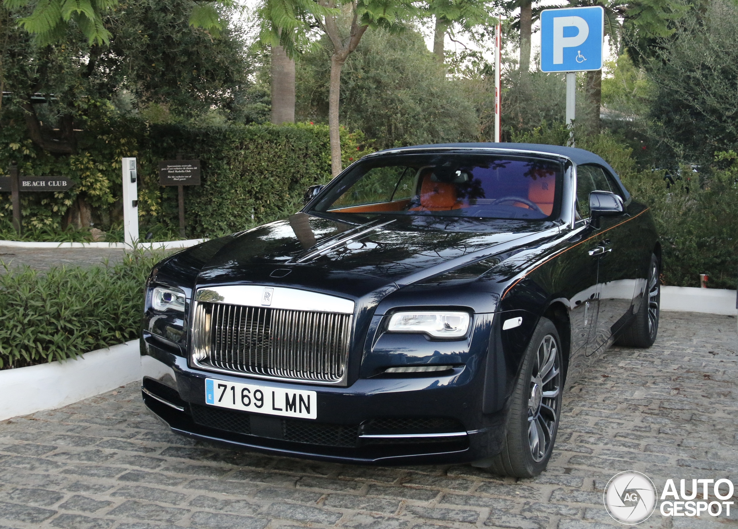 Rolls-Royce Dawn