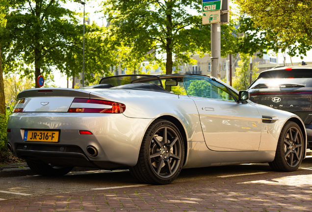 Aston Martin V8 Vantage Roadster