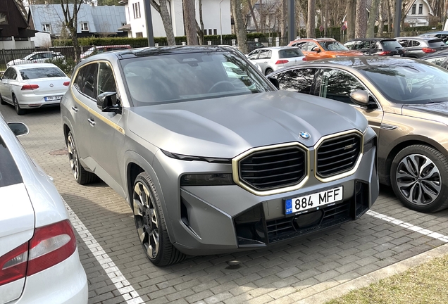 BMW XM G09