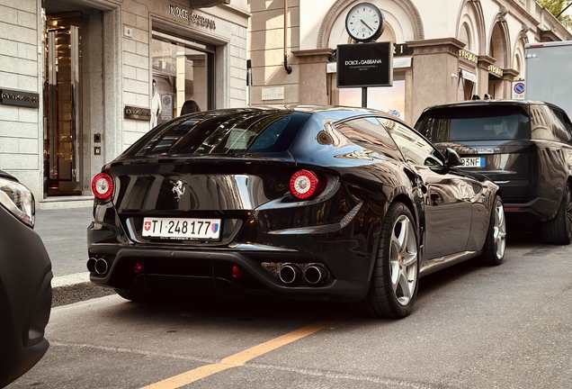 Ferrari FF