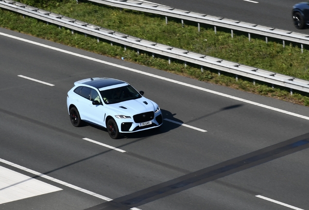 Jaguar F-PACE SVR 2021