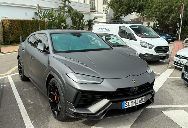Lamborghini Urus Performante