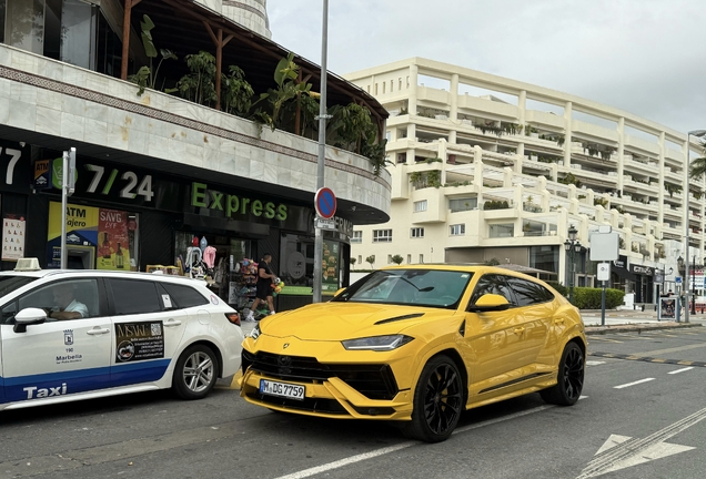Lamborghini Urus S
