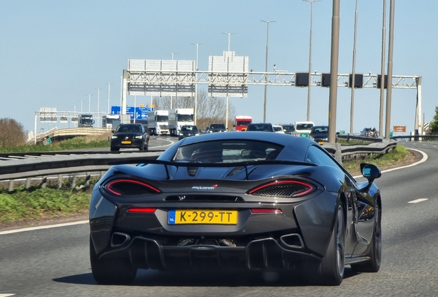McLaren 570S