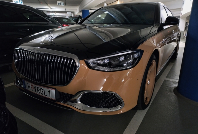 Mercedes-Maybach S 680 X223 Virgil Abloh Edition