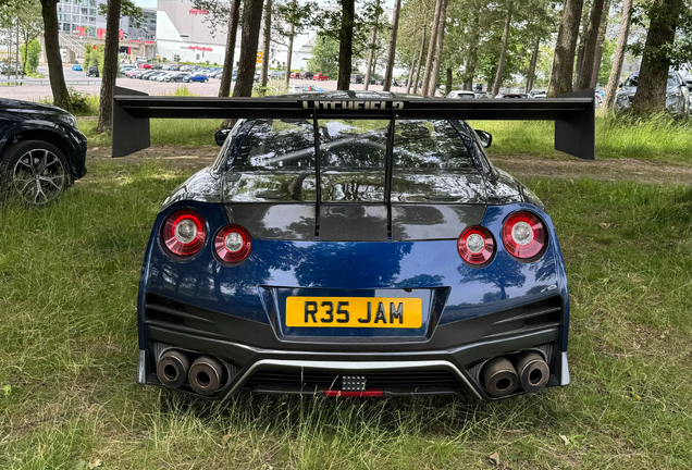 Nissan GT-R 2017