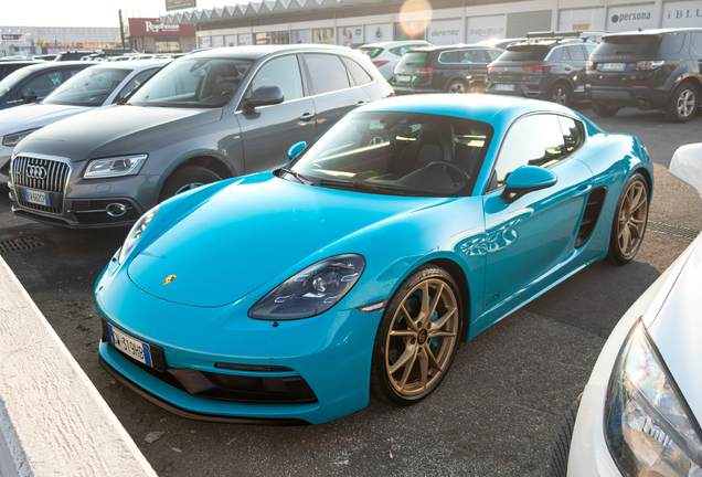 Porsche 718 Cayman GTS