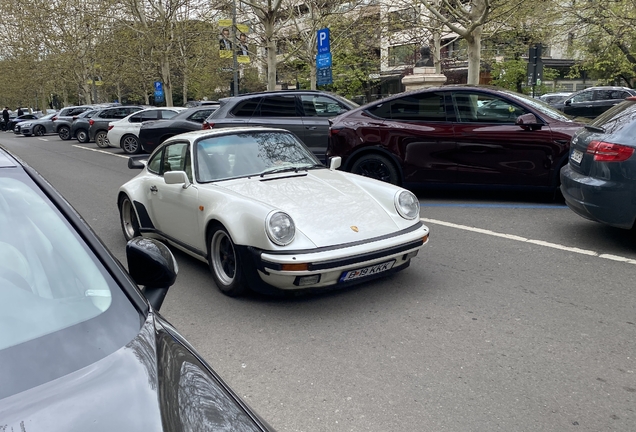 Porsche 930 Turbo