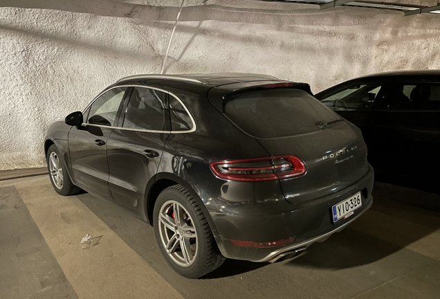 Porsche 95B Macan Turbo
