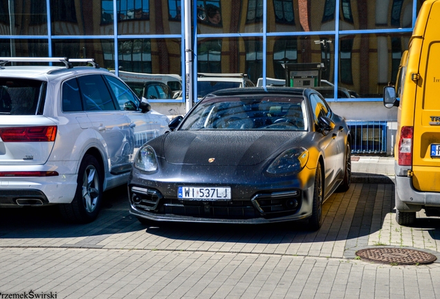Porsche 971 Panamera Turbo S E-Hybrid Sport Turismo