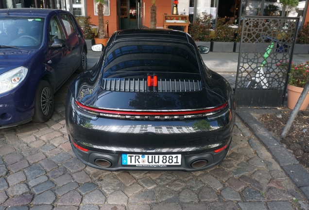 Porsche 992 Carrera 4S