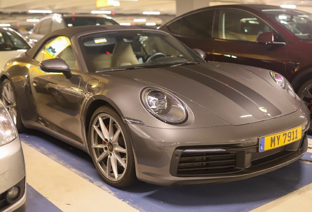 Porsche 992 Carrera 4S Cabriolet