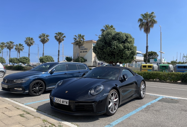 Porsche 992 Carrera 4S Cabriolet