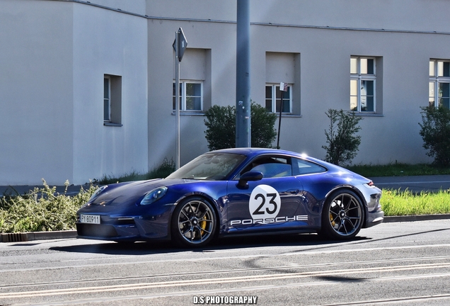 Porsche 992 GT3 Touring