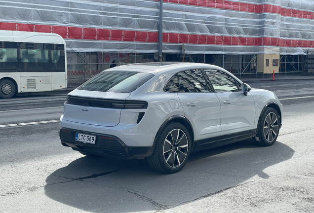 Porsche Macan EV Turbo