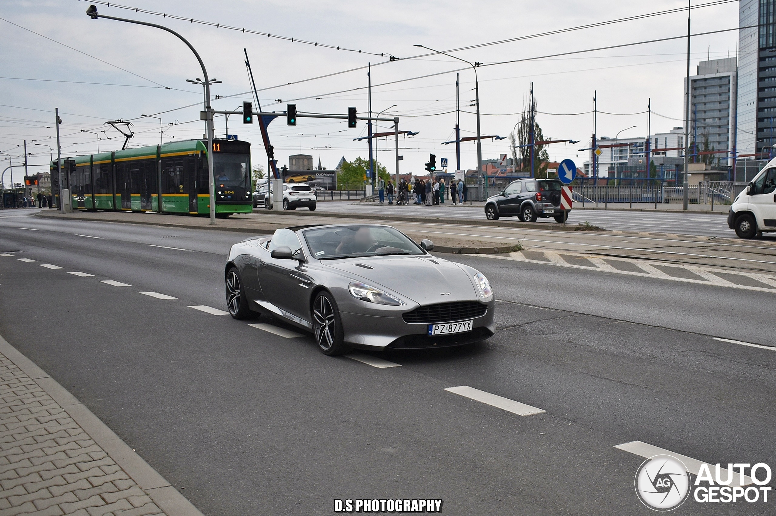 Aston Martin DB9 GT Volante 2016