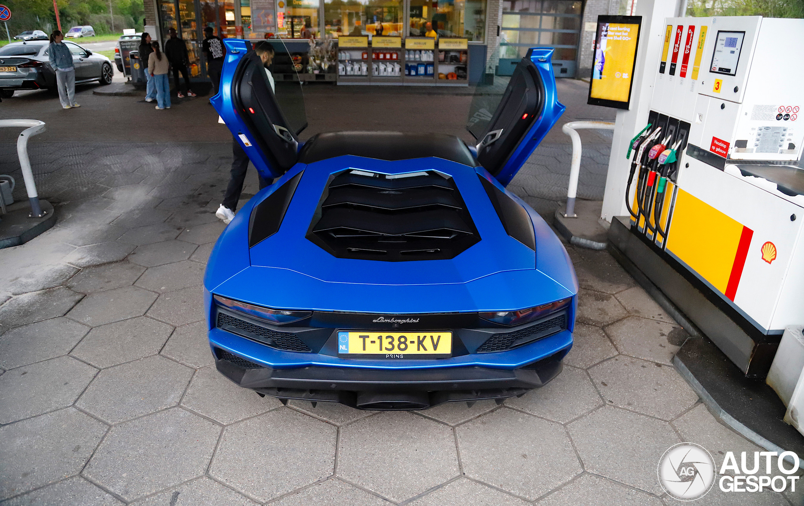 Lamborghini Aventador S LP740-4