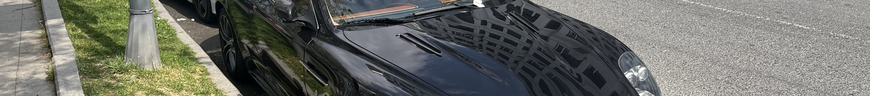 Aston Martin DB9 Volante