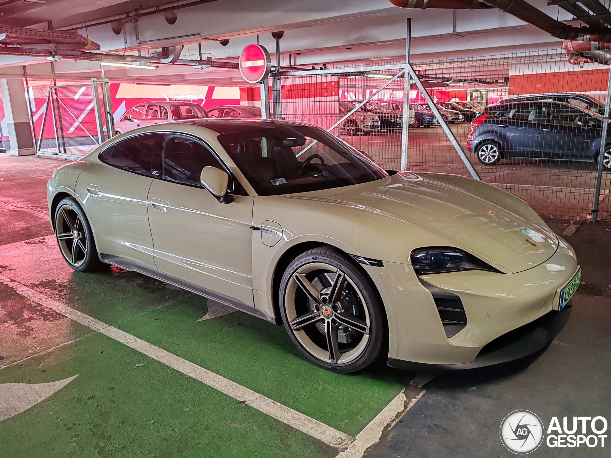 Porsche Taycan GTS Hockenheimring Edition