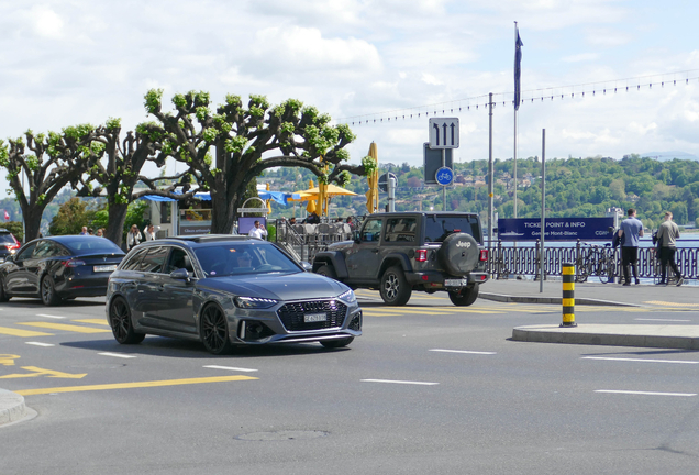 Audi RS4 Avant B9