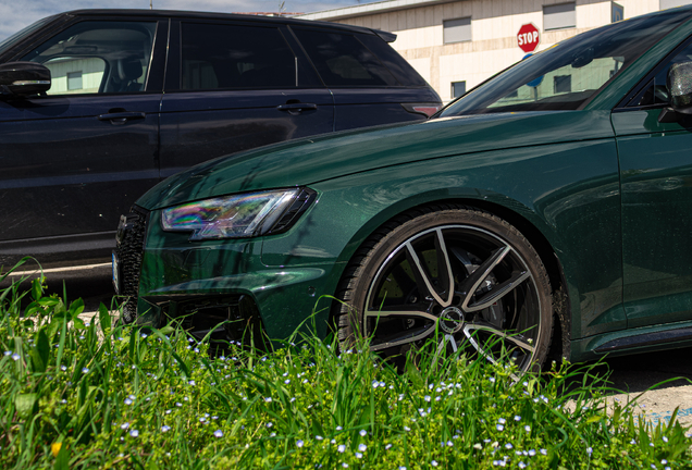Audi RS4 Avant B9