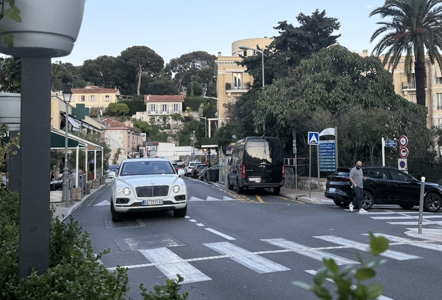 Bentley Bentayga V8