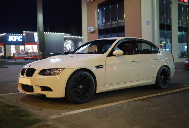 BMW M3 E90 Sedan 2009