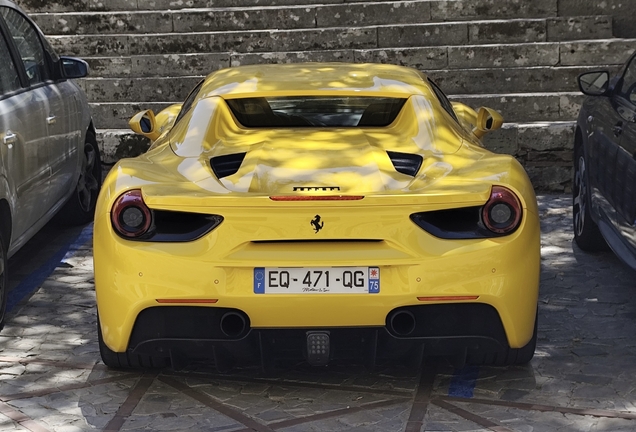 Ferrari 488 Spider