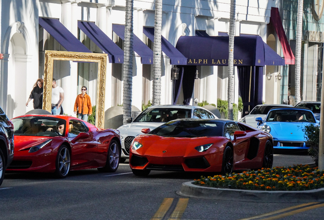 Lamborghini Aventador LP700-4 Roadster