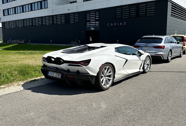 Lamborghini Revuelto