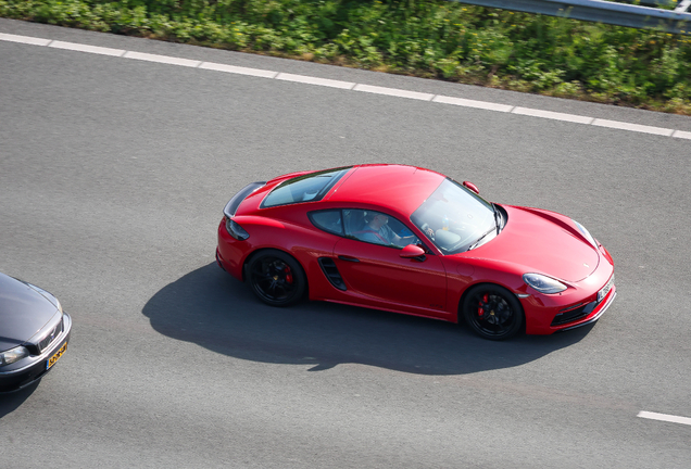 Porsche 718 Cayman GTS