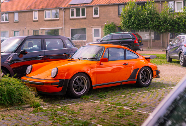 Porsche 930 Turbo