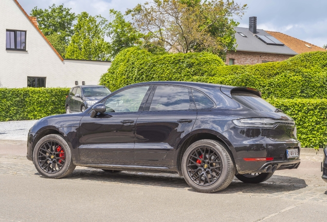 Porsche 95B Macan GTS MkII