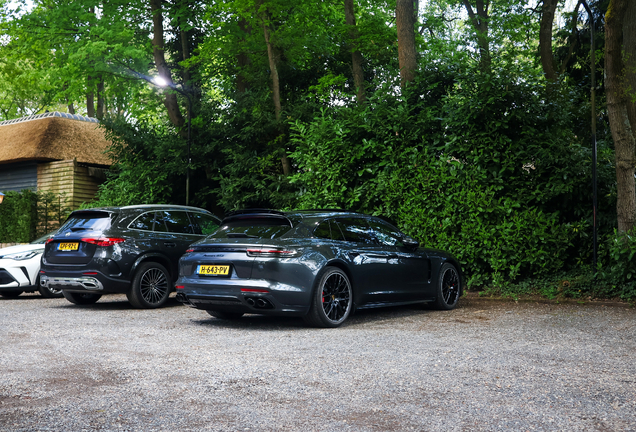 Porsche 971 Panamera GTS Sport Turismo
