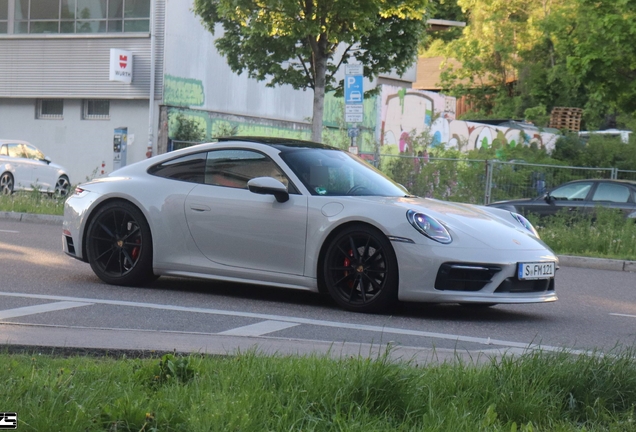 Porsche 992 Carrera 4S