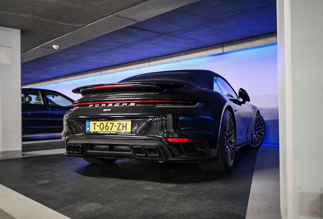 Porsche 992 Turbo S Cabriolet