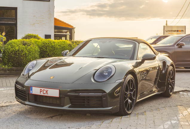 Porsche 992 Turbo S Cabriolet