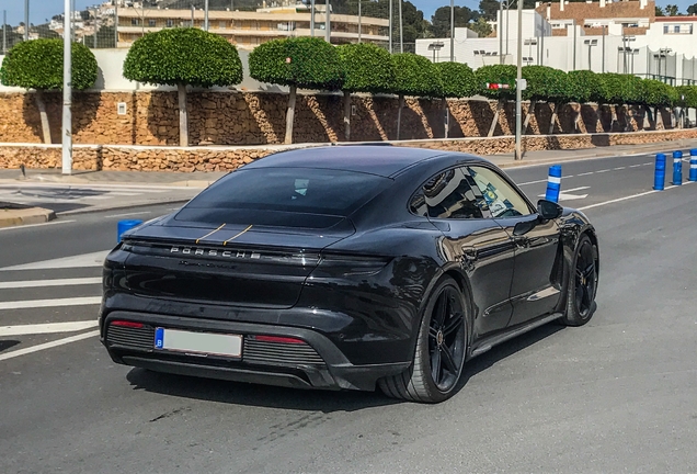 Porsche Taycan Turbo S