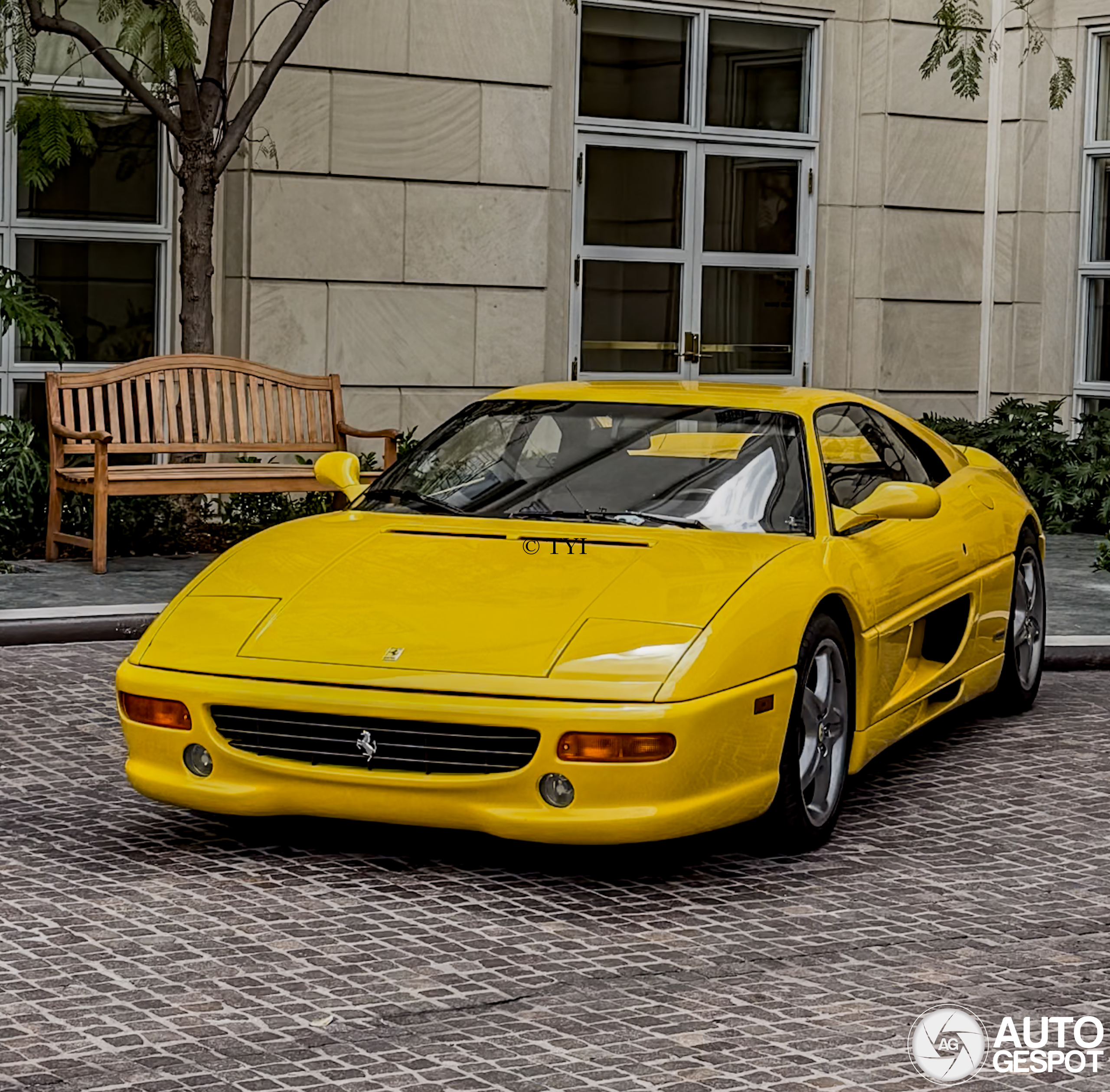 Ferrari F355 Berlinetta