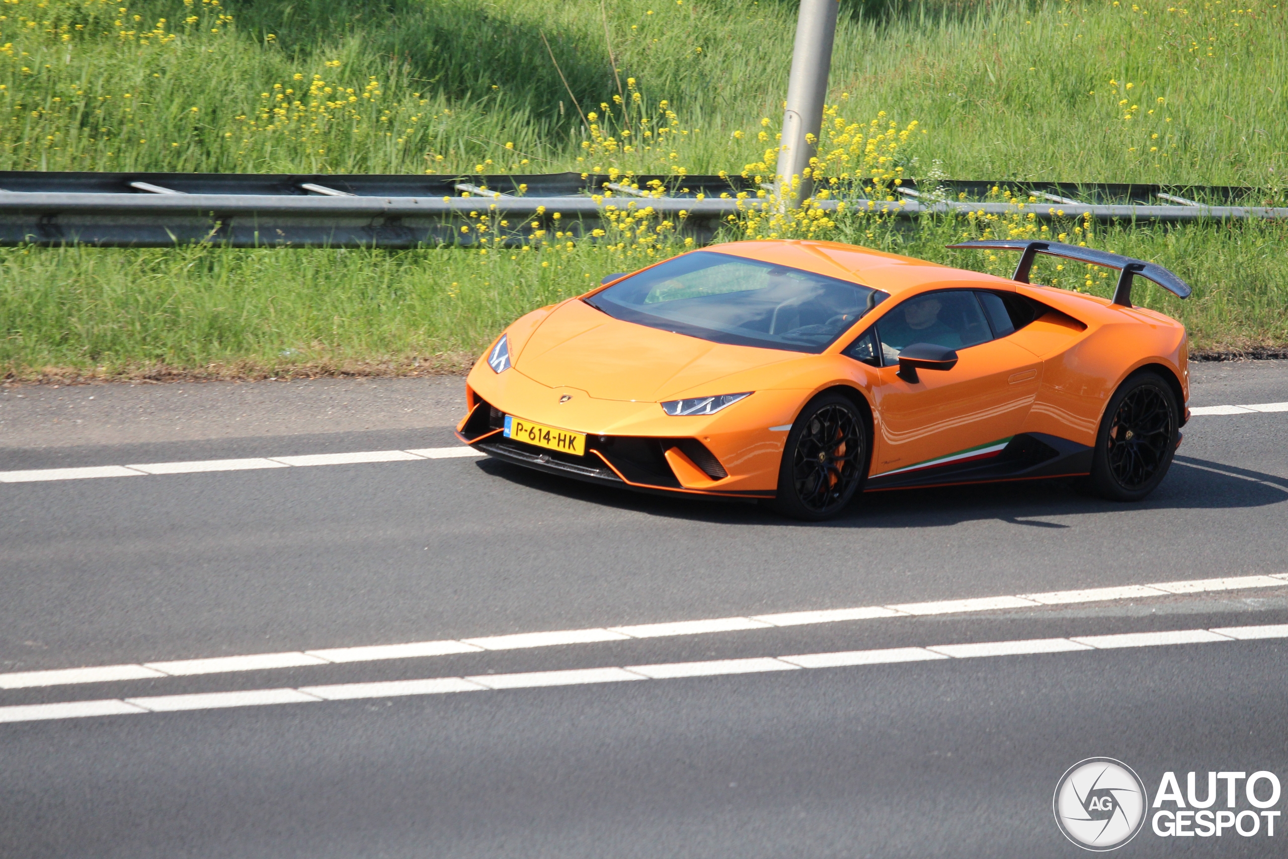 Lamborghini Huracán LP640-4 Performante